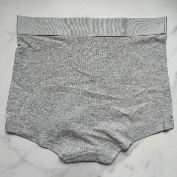 NWOT PINK VICTORIA'S SECRET SMOOTH HIGH-WAIST BOYSHORT PANTY IN HEATHER CHARCOAL - Picture 2 of 4